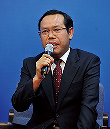 吴华敏 哈密地委委员、宣传部长
